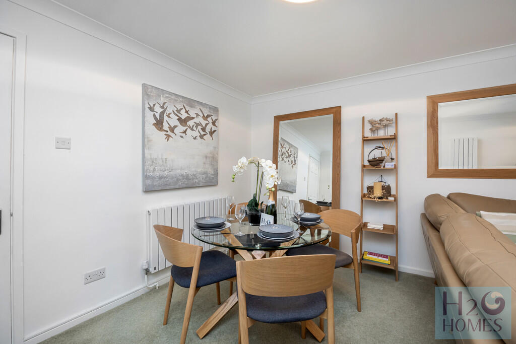 Neptune Court, 21...