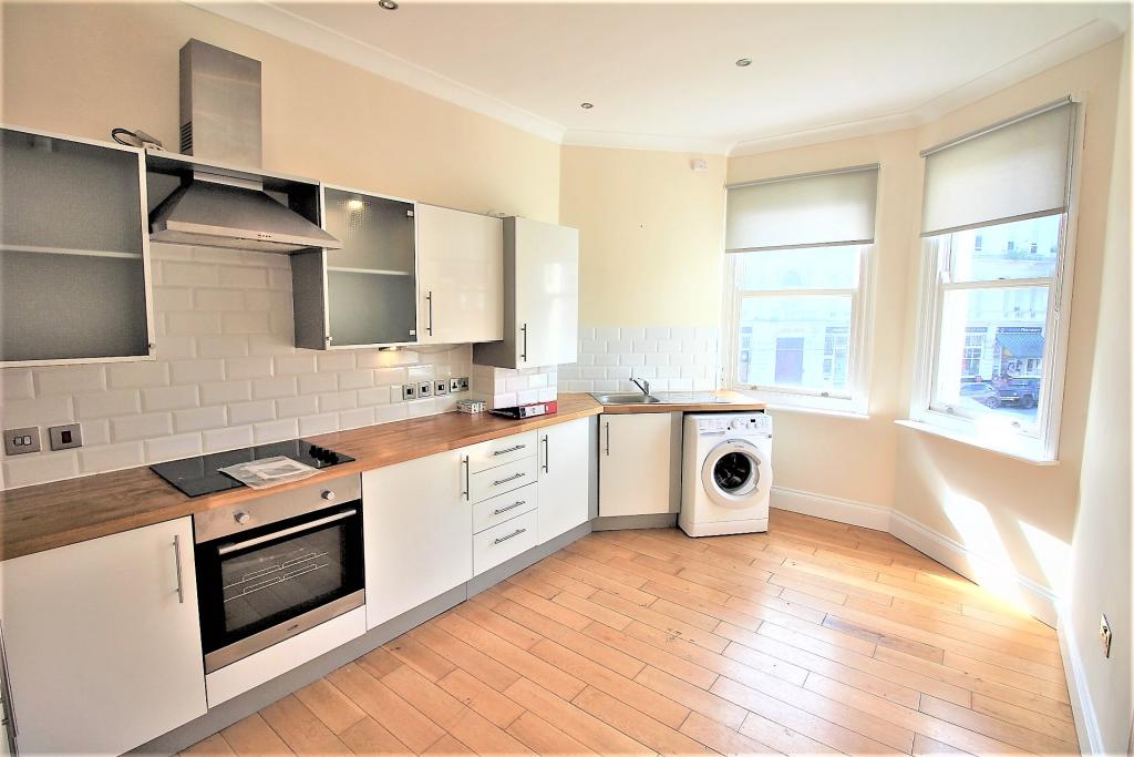 KITCHEN1(4).JPG