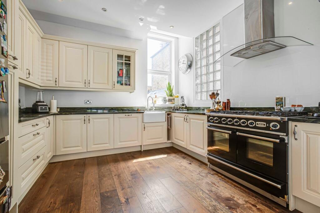 KFH-49_Baldry_Garden