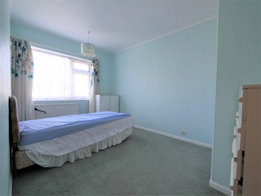 BEDROOM2 1