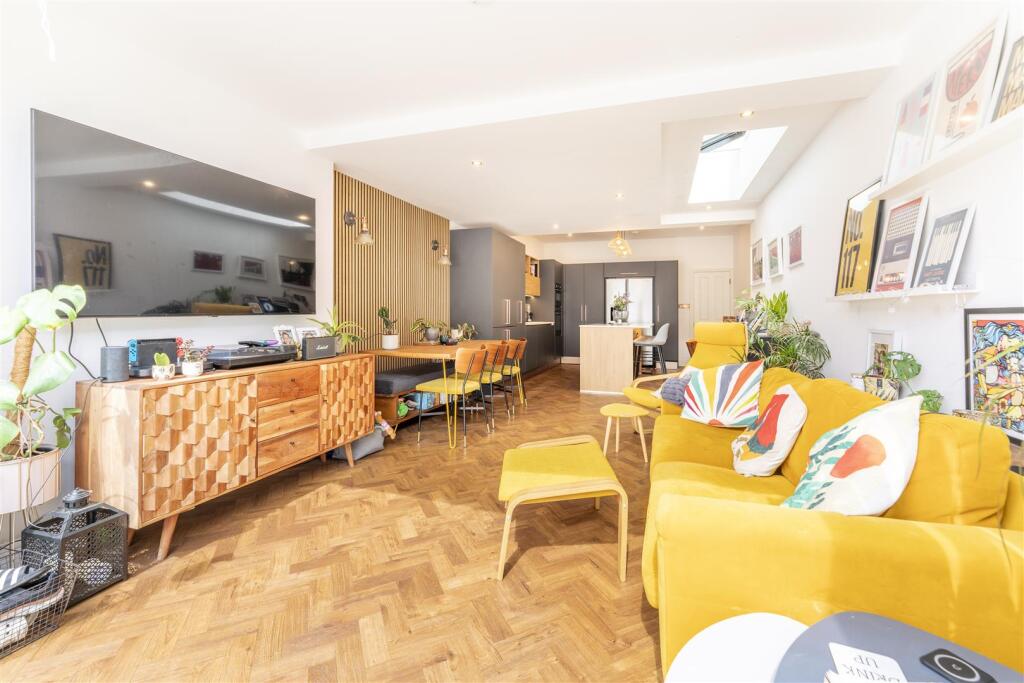 117 SGR Family Room.jpg