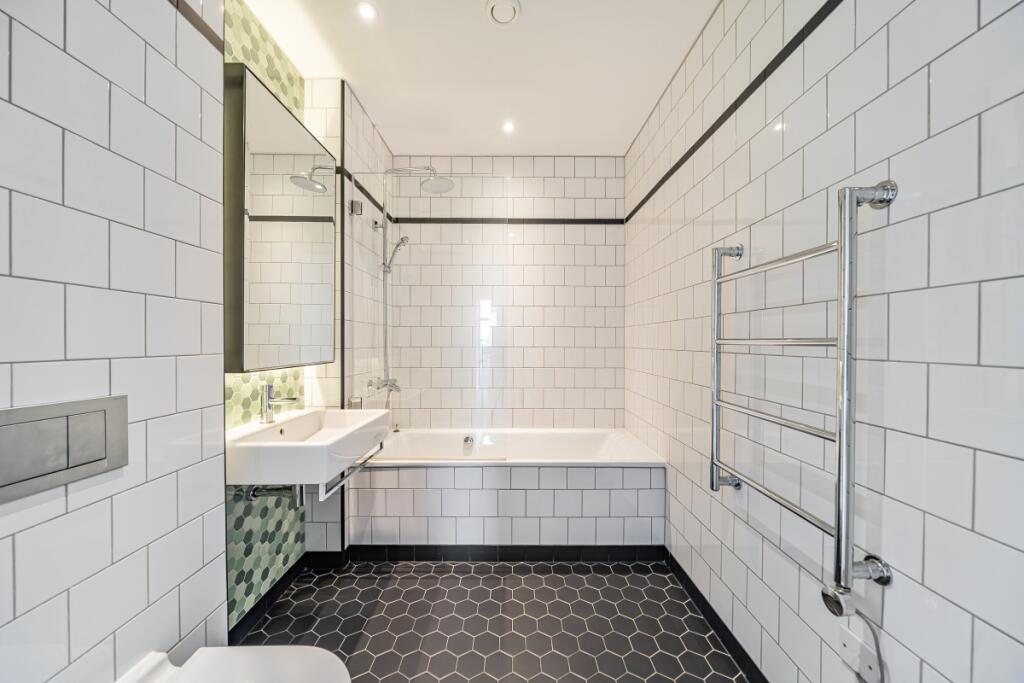 1300708-2-6835f1e...