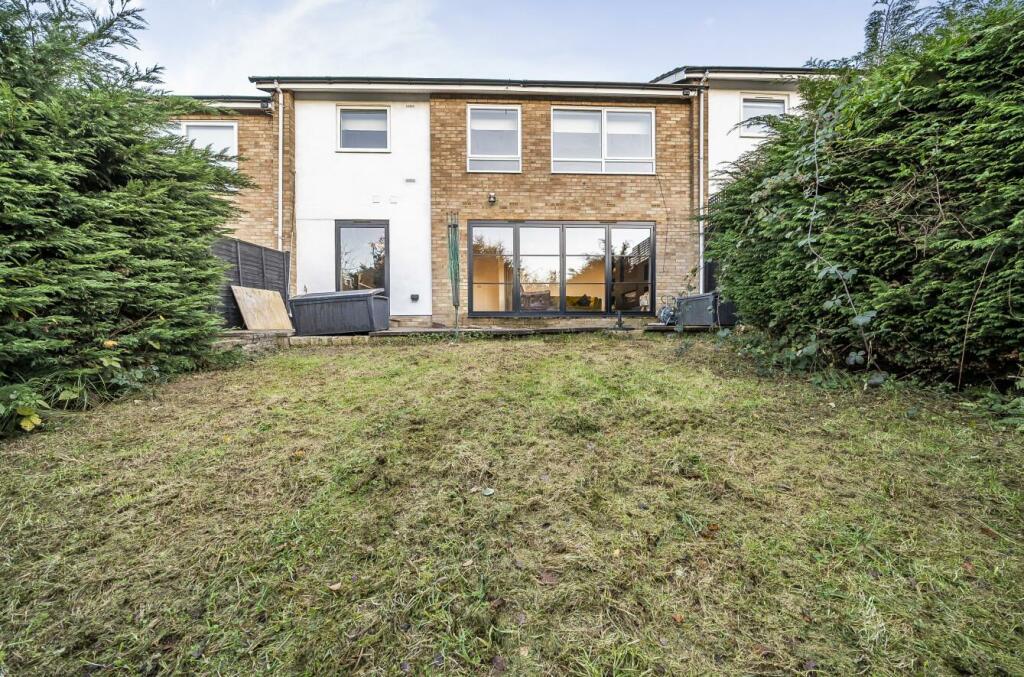 Davidson Frost-Wellings, DFW, Ivinghoe Road, Bushe