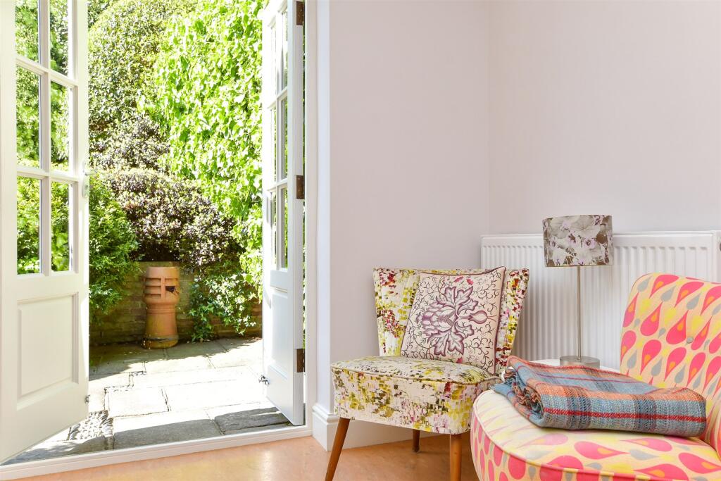 Internal Lifestyle Photograph