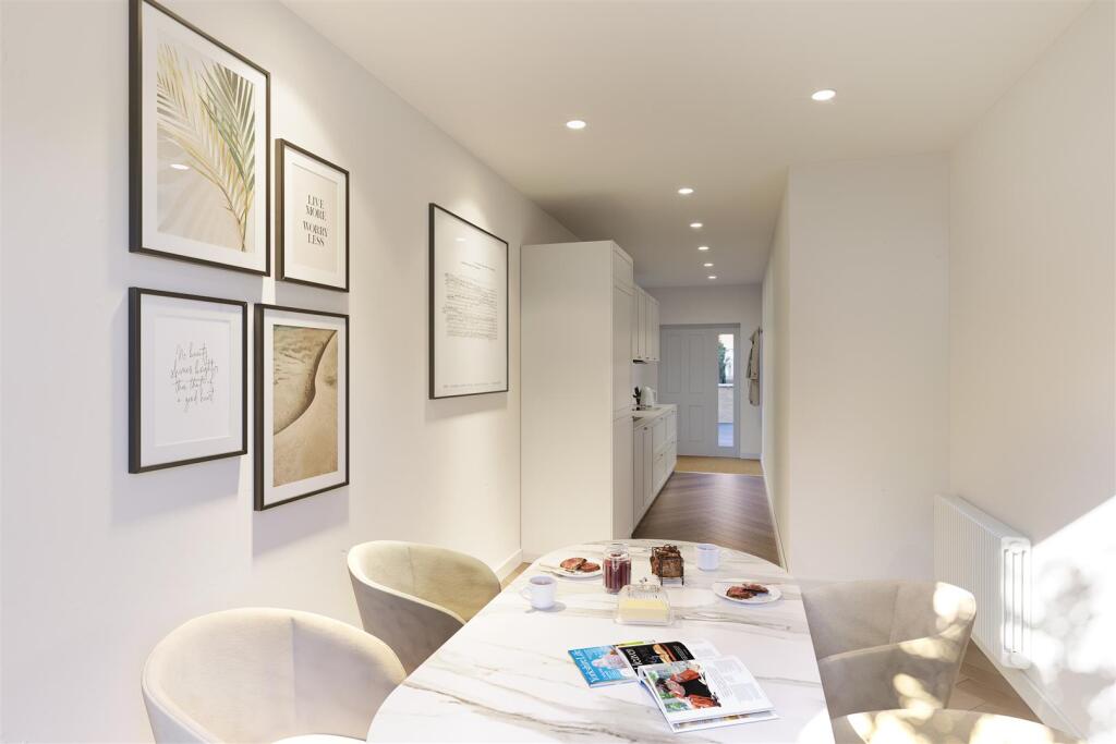 Dining room.jpg