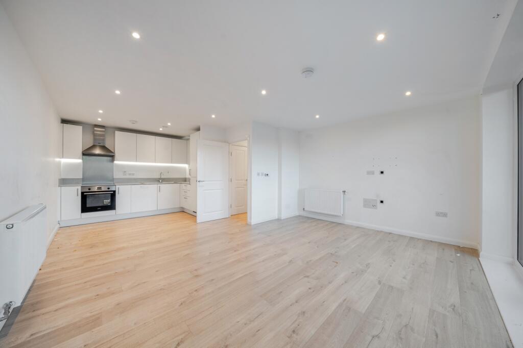 Reception/Kitchen