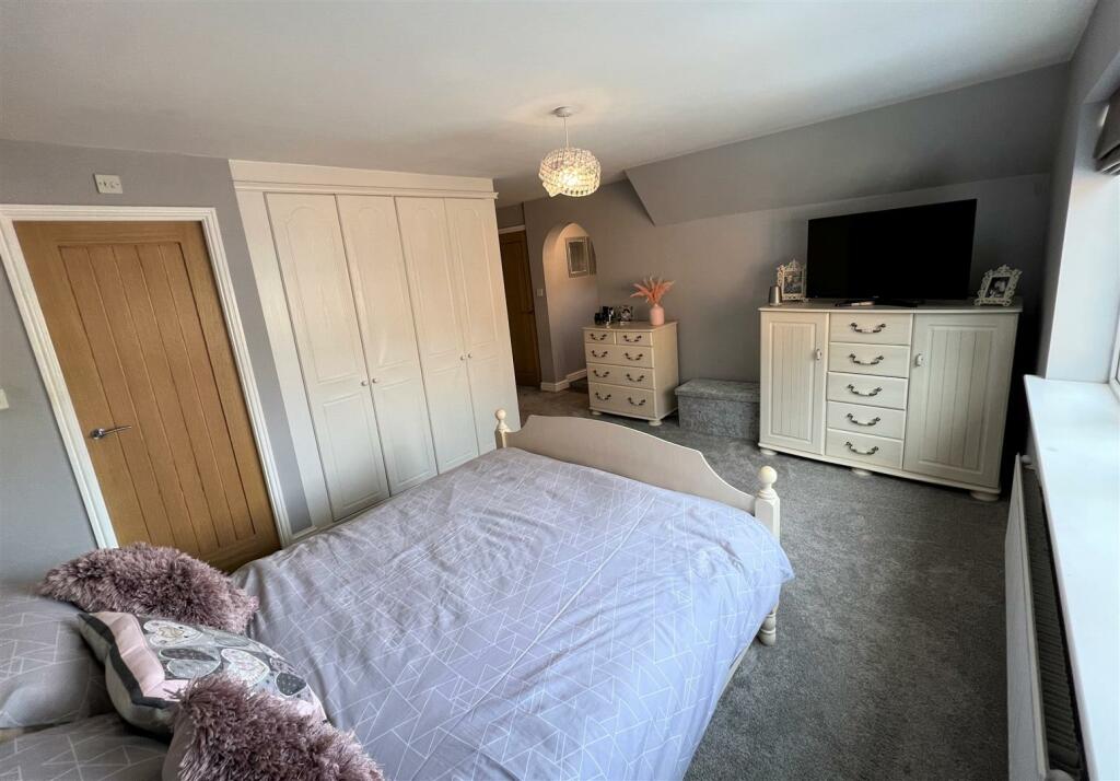Bedroom 1B.JPG