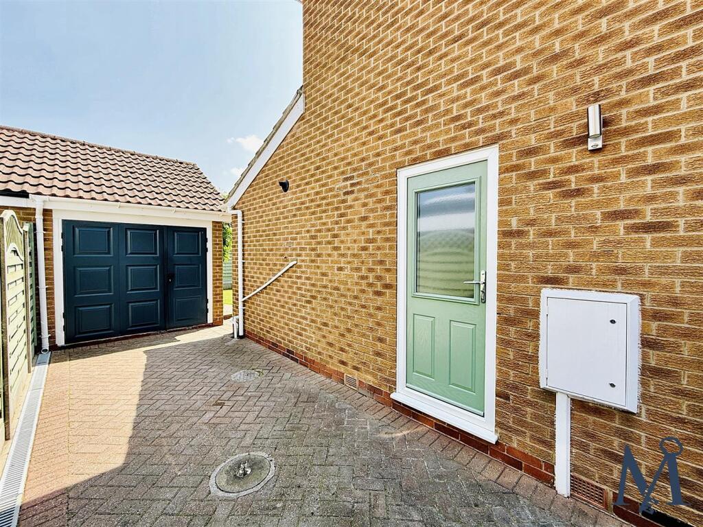 Single Detached Garage