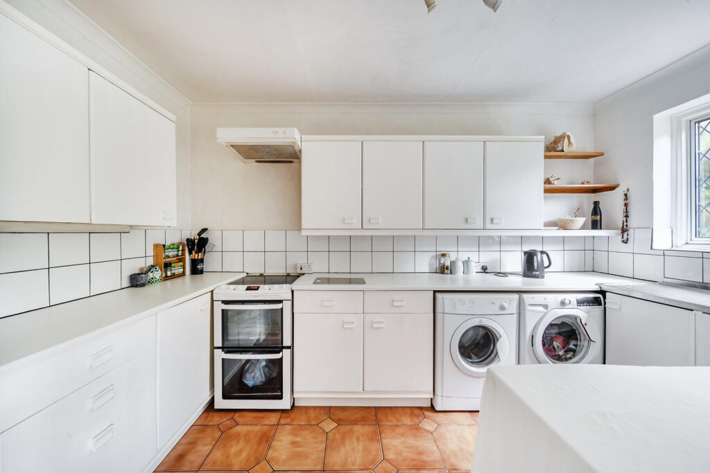 1330229-6-68aef61...