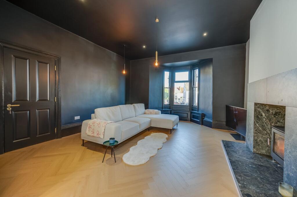 KITCHEN, DINER AND LIVING ROOM