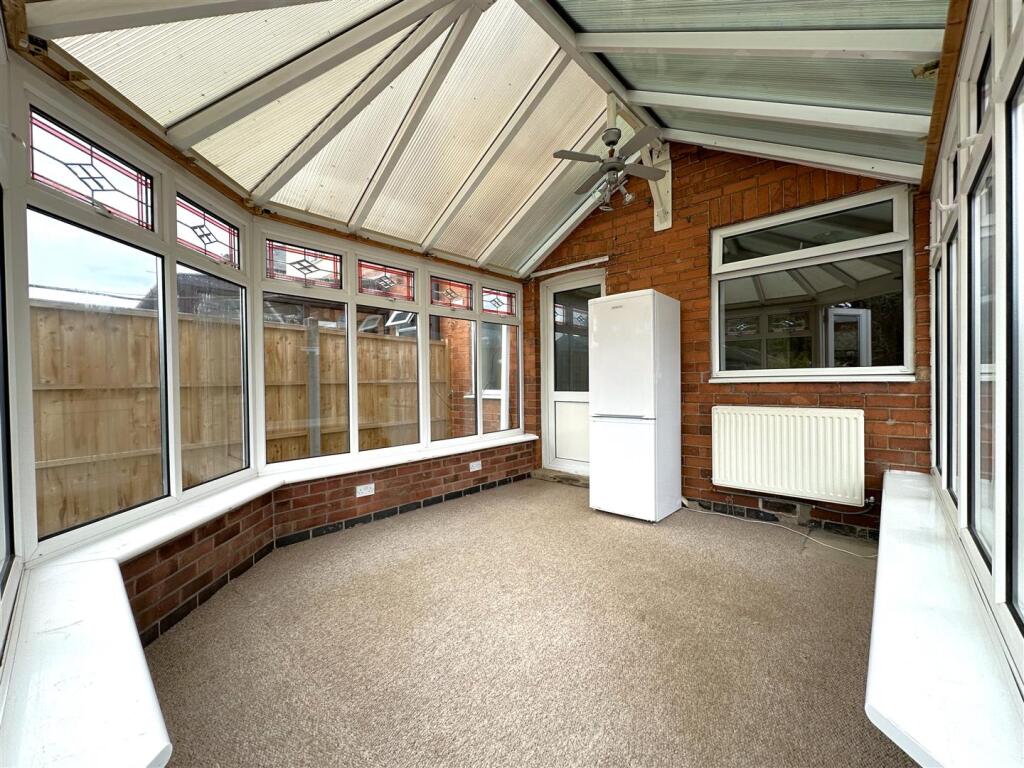 Conservatory 880