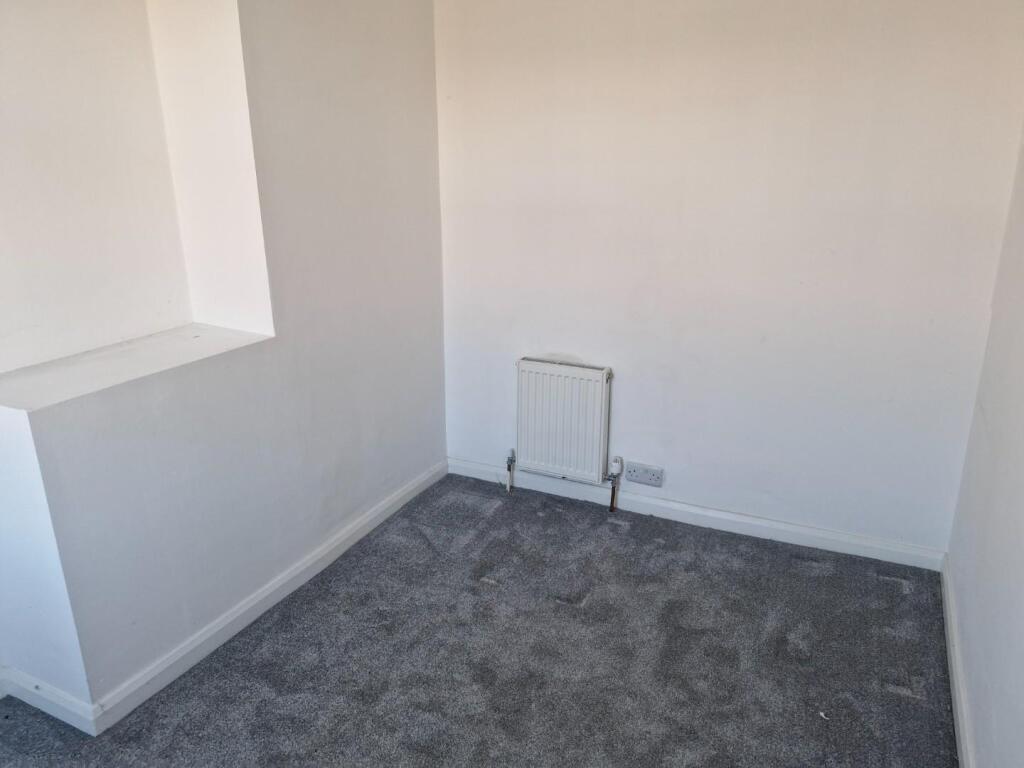 Bedroom 3.jpg