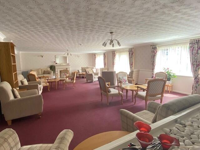 R Residents Lounge.jpg