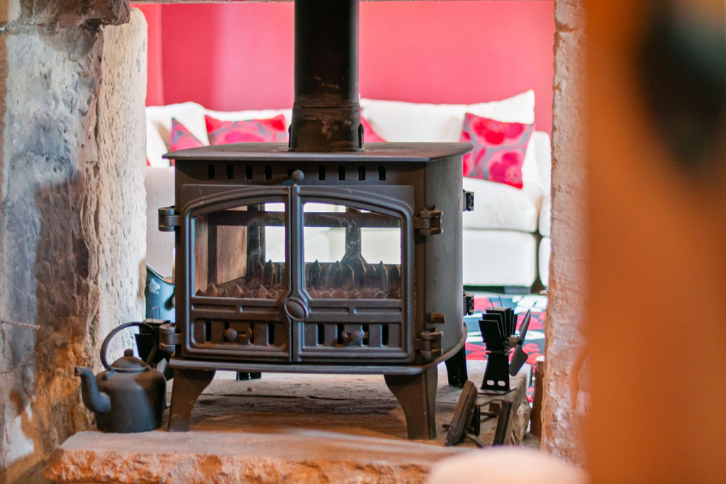 Fold Farm, Hollow Meadows 21_297.png