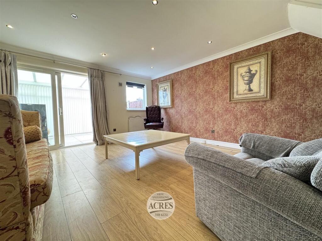 IMG_2541 (Large).jpg