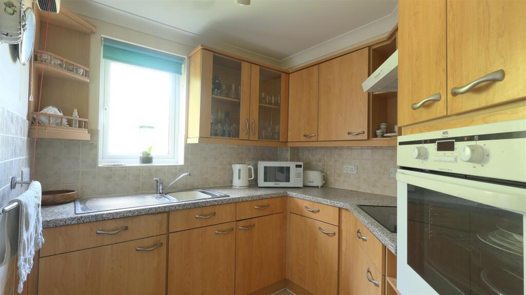 Henbury Court Kitchen