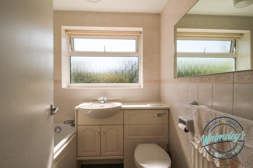 1st floor bathroom