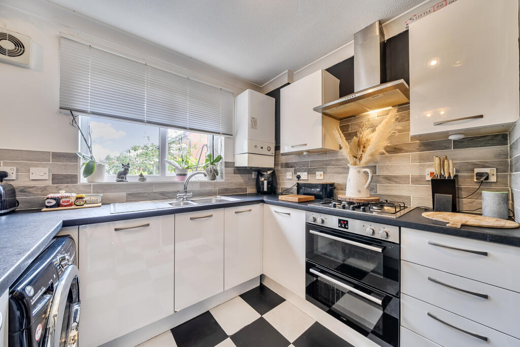 1350519-12-68c2d313eb310