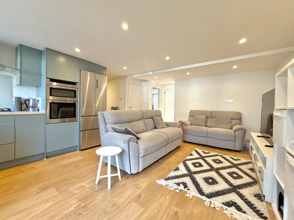 Living/Dining Room