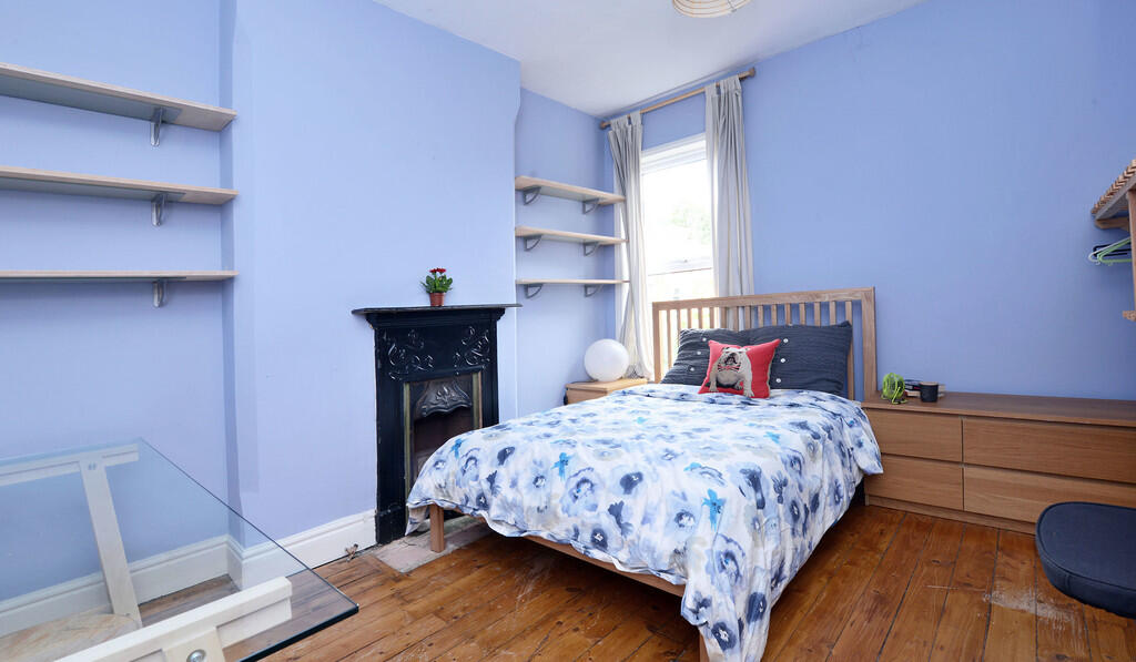 House-1-Bedroom-0...