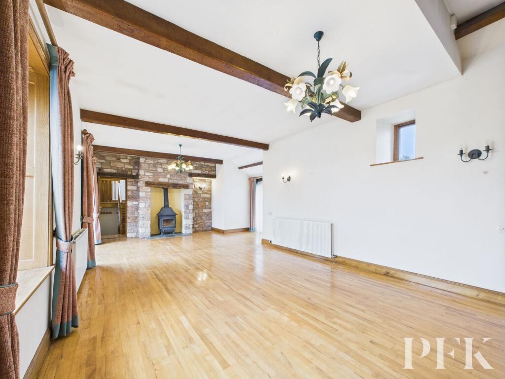 Swinburn Barn - Living Room
