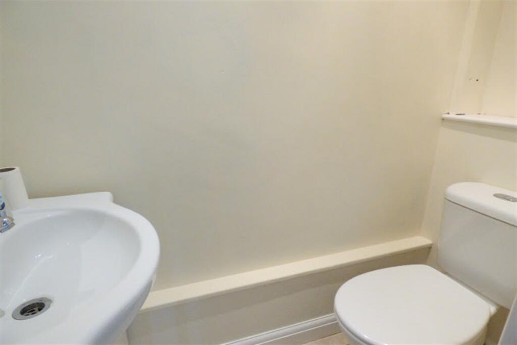 Cloakroom/WC