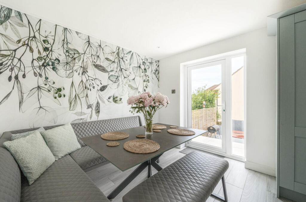 1302998-30-68402d...