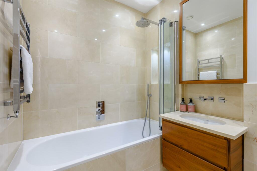 8455535-Interior26.jpg