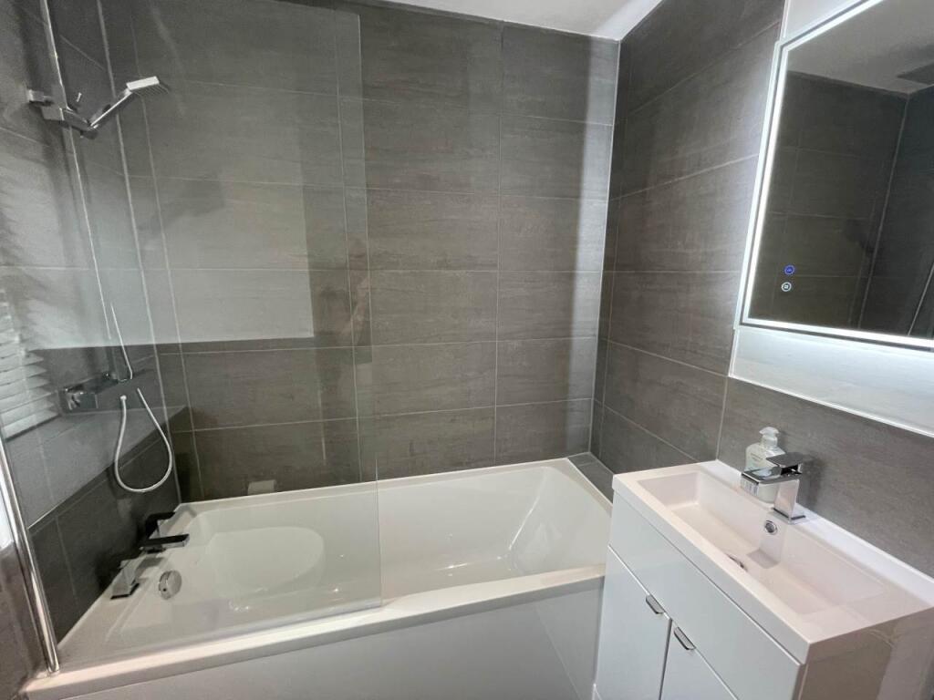 riverside court 4 ba