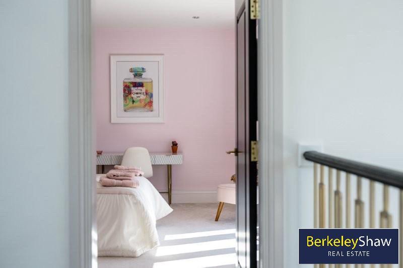 a3720fbb--4252-9CC9-4CDDA8449621-41112-000005D99A0