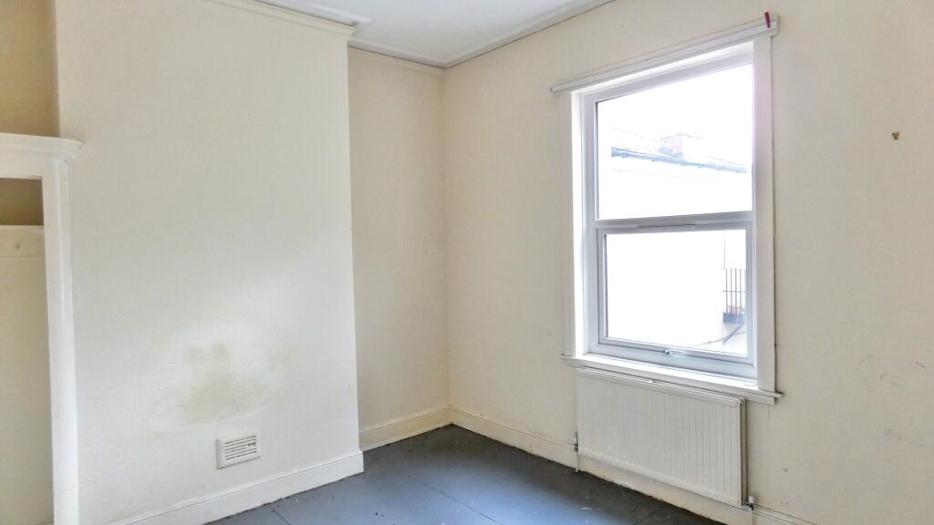 Flat 3, 40 Albany Street, Hull, East Yorkshire, HU3 1PL