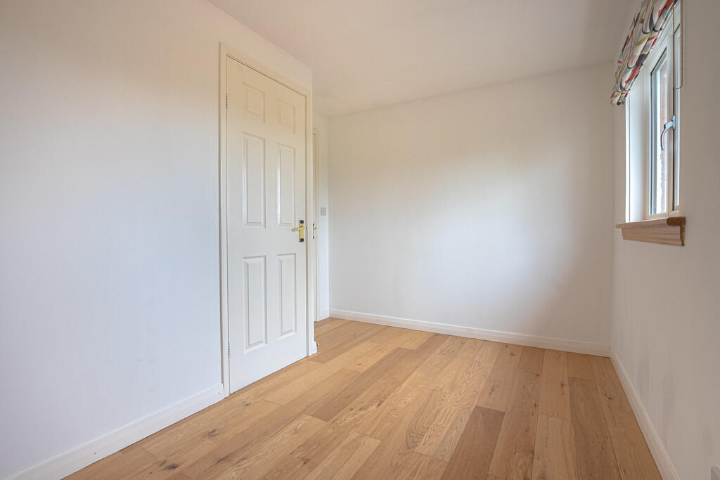 Bedroom1Angle2