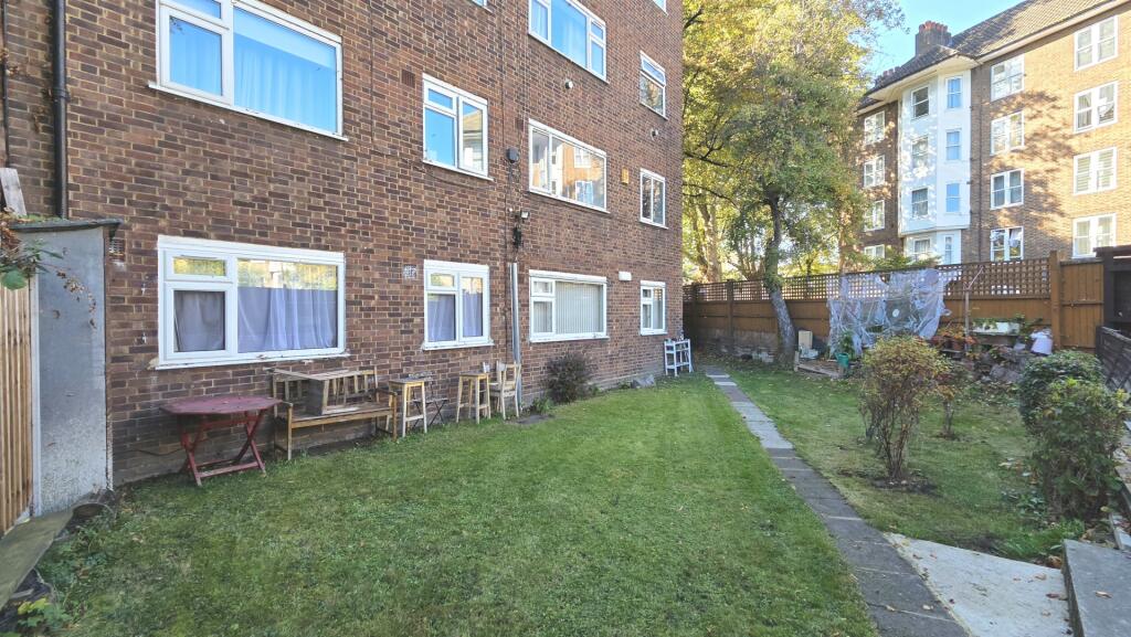 2 Downs View Lodge, Amhurst Road, Hackney, E8