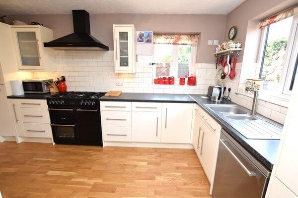 breakfast/kitchen