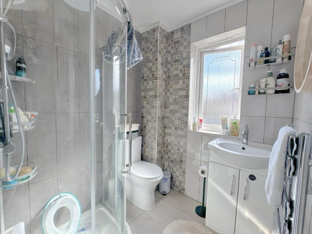 EN-SUITE.jpg