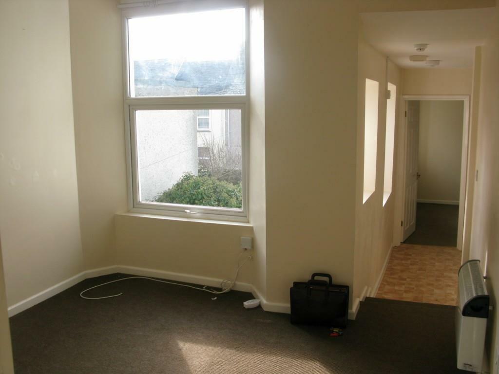 Flat 3, Lounge