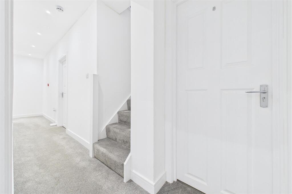 116 Mount Hill Road, Hanham, Bristol BS15 8QR | Fr