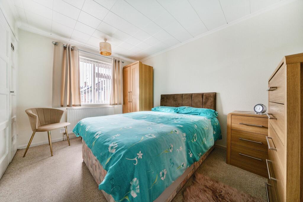 Principal bedroom