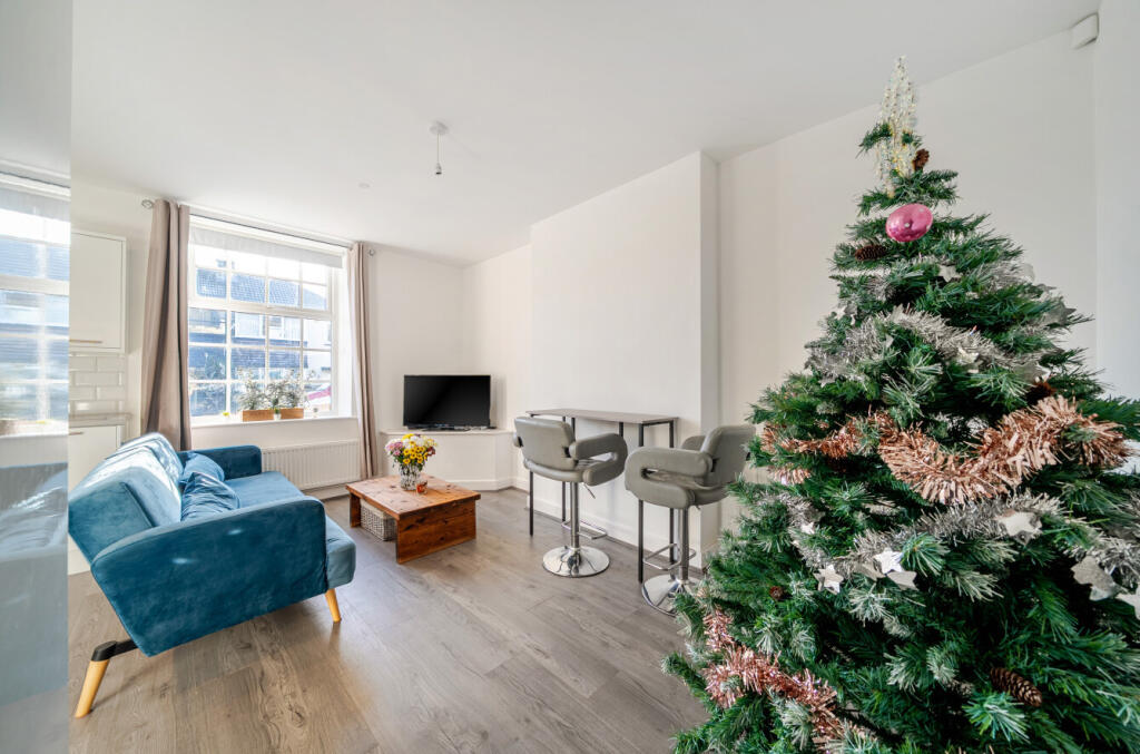 1385257-12-6926e0...