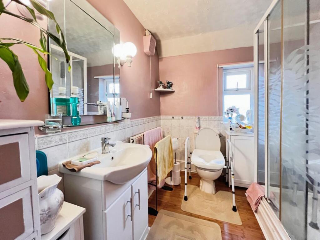 7a058c48-image_picker_7180AB17-2221-4139-8C12-D441