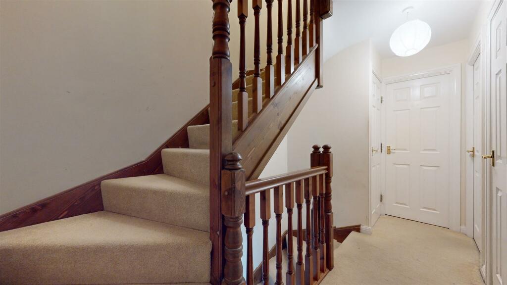 SECOND FLOOR LANDING
