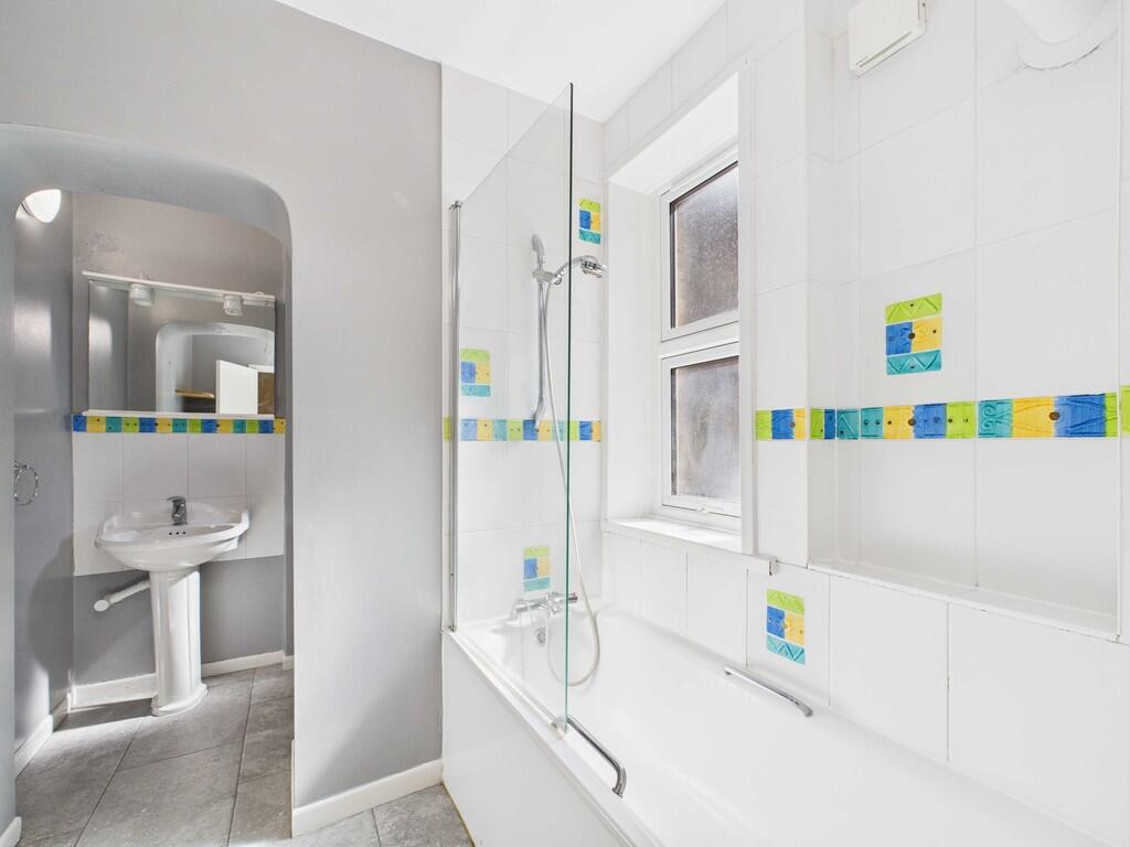 CAM03741G0-PR0113...