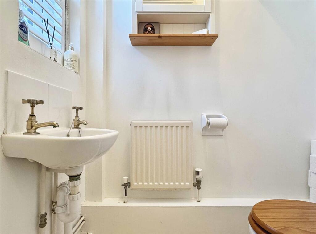Cloakroom.jpg