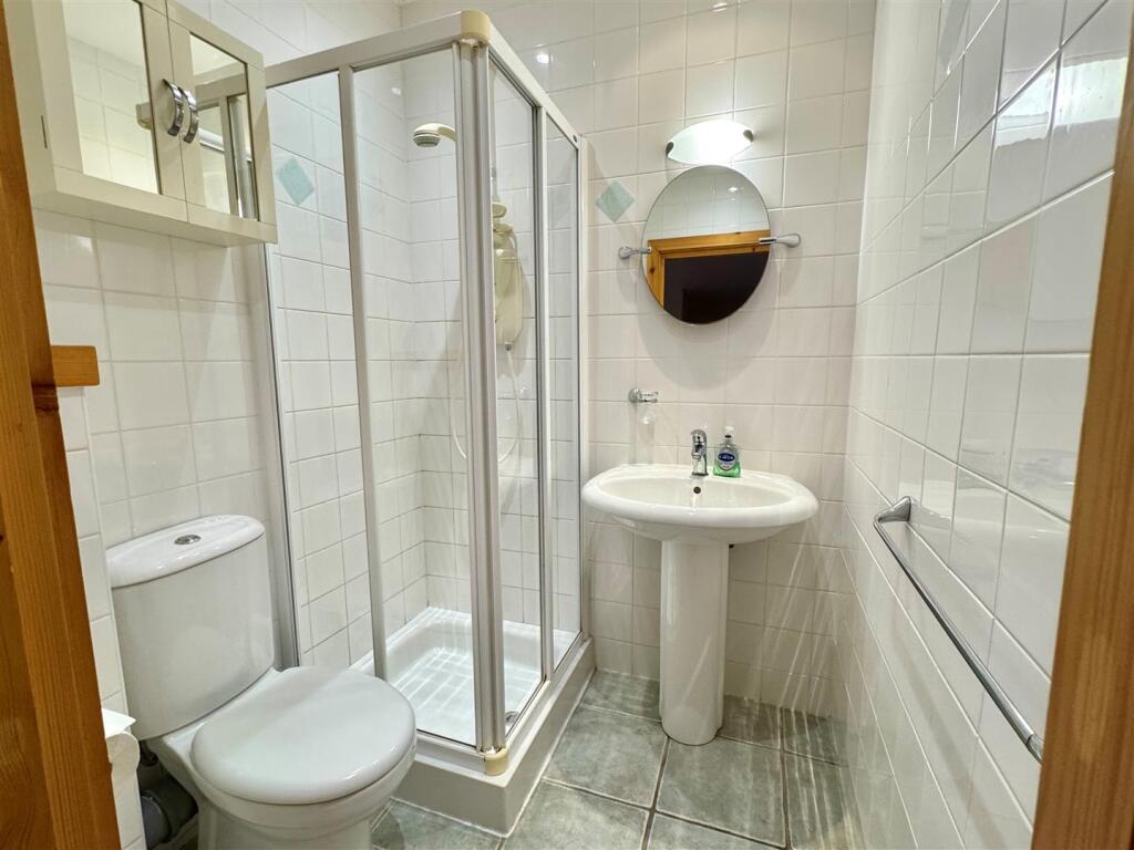 12 The Edge En Suite