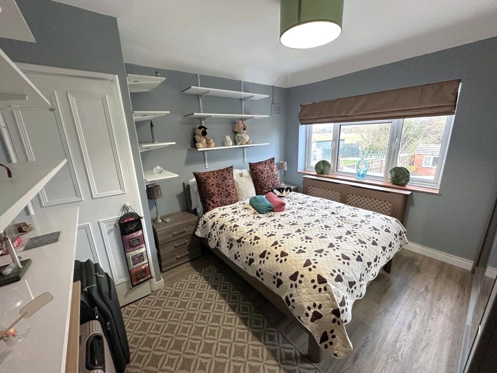 Bedroom Two (2)