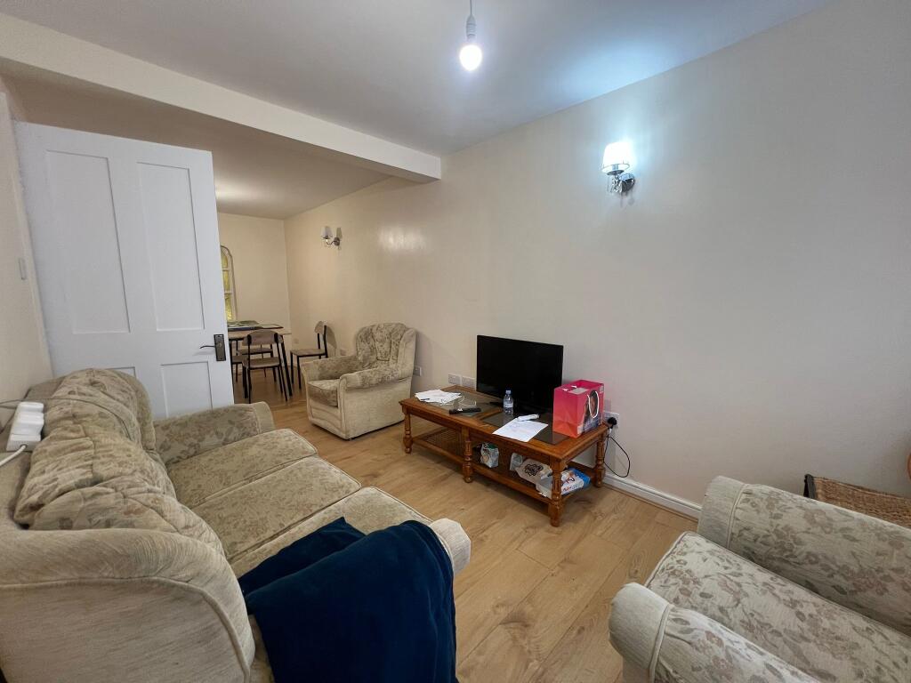 WhatsApp Image 2025-11-11 at 10.29.10 AM (2).jpeg