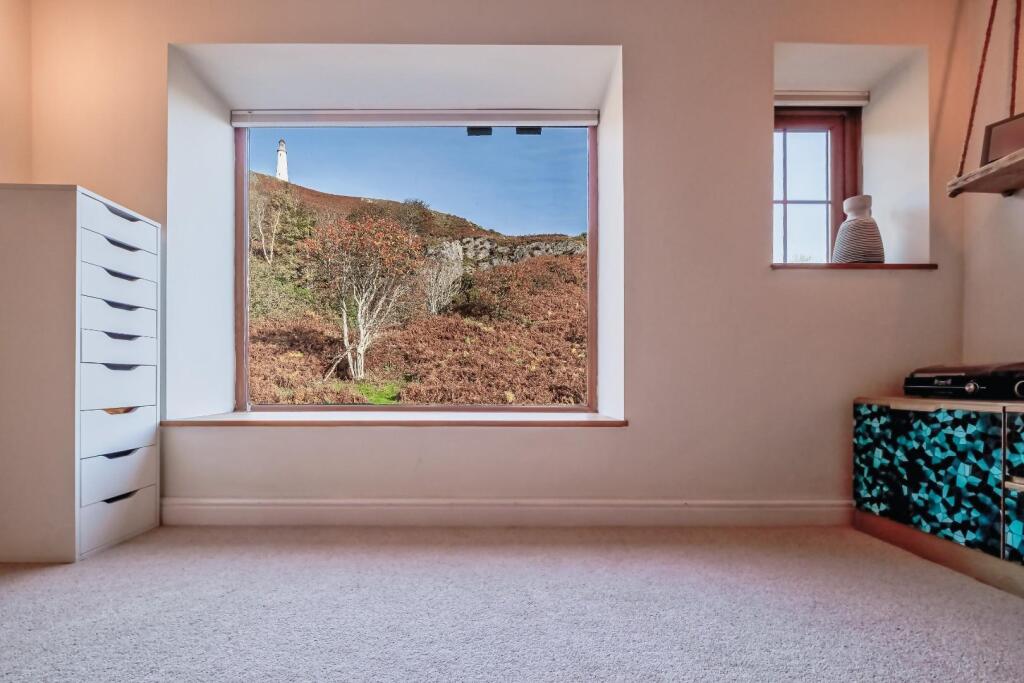 26 Oubas Hill (21 of 37).jpg