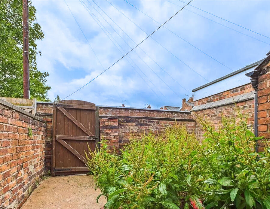 CREWE-11 T202509101813.jpg