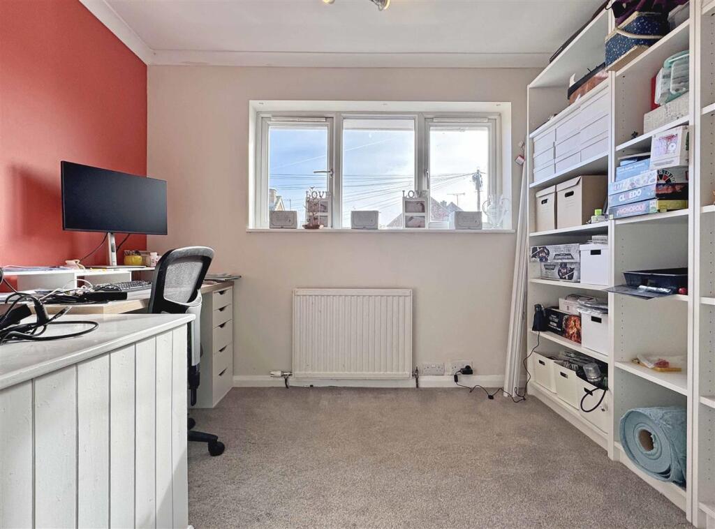Bedroom 3.jpg