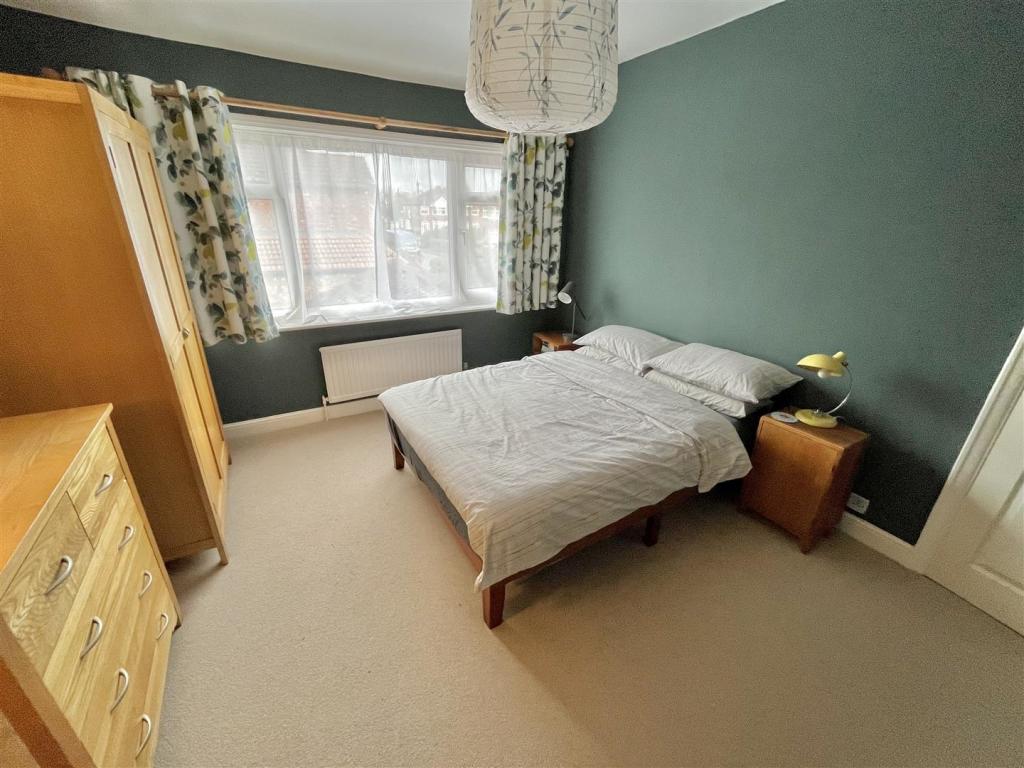 Bedroom 2 Aspect 2